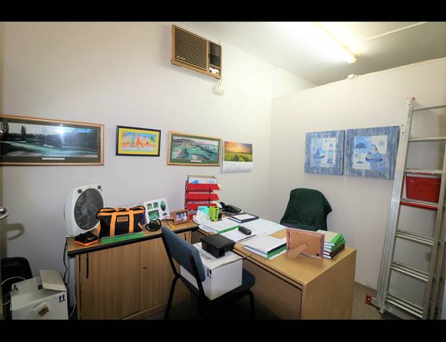 685M² OFFICE FOR SALE IN BEREA